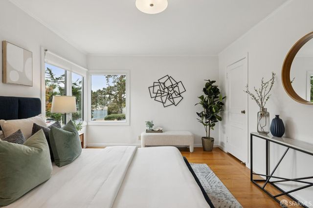 950 Eucalyptus Drive, San Francisco, CA 94132
