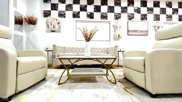 1743 S Meridian Street, Indianapolis, IN 46225