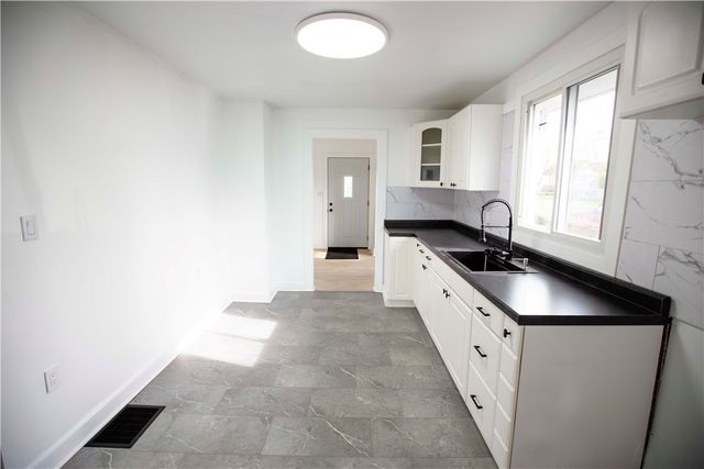 2423 Ome Avenue, Dayton, OH 45414