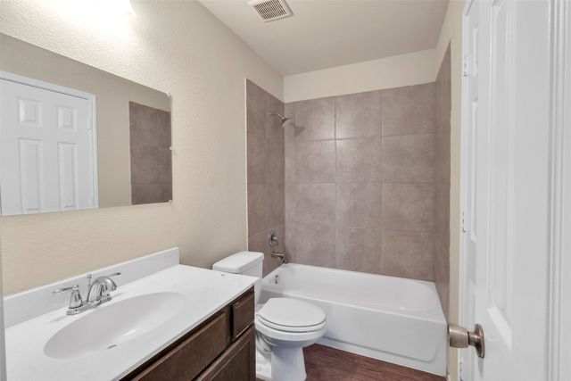 338 Castleridge Drive, Little Elm, TX 75068