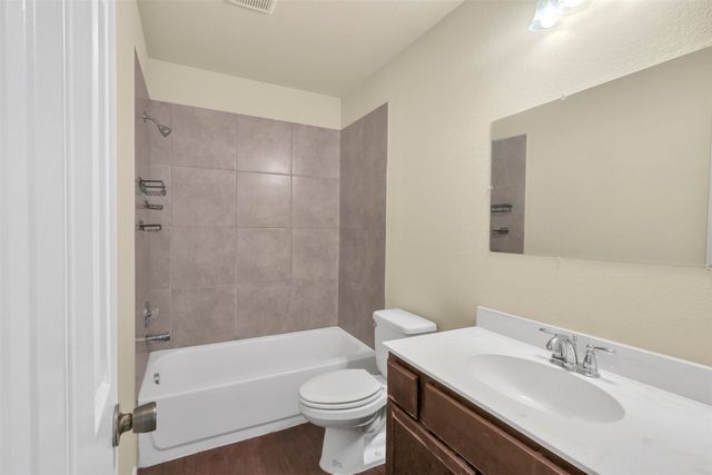 338 Castleridge Drive, Little Elm, TX 75068