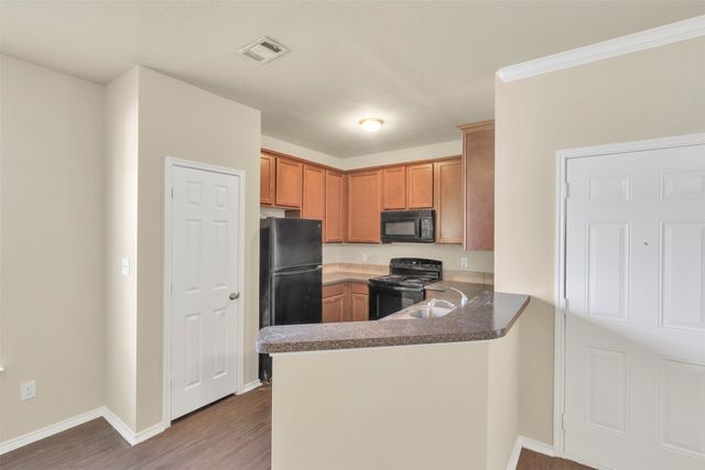338 Castleridge Drive, Little Elm, TX 75068