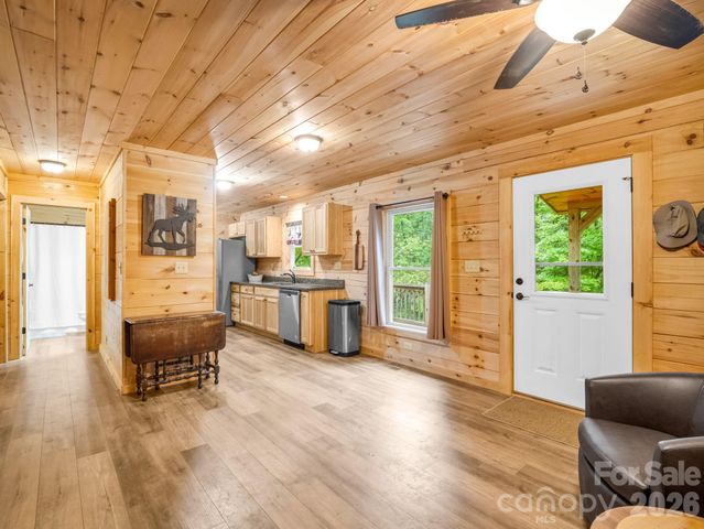 344 Wolf Trail, Lake Lure, NC 28746