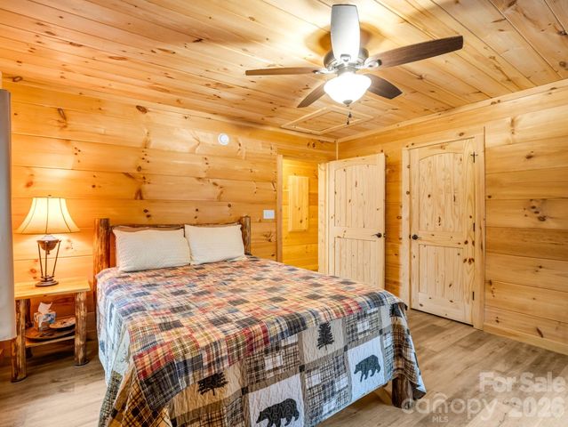 344 Wolf Trail, Lake Lure, NC 28746