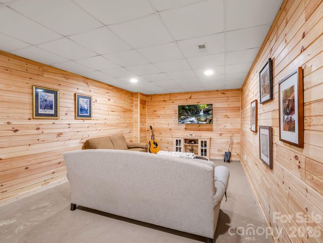 344 Wolf Trail, Lake Lure, NC 28746