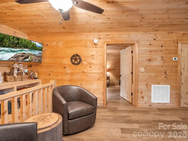 344 Wolf Trail, Lake Lure, NC 28746