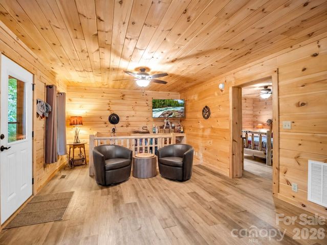 344 Wolf Trail, Lake Lure, NC 28746