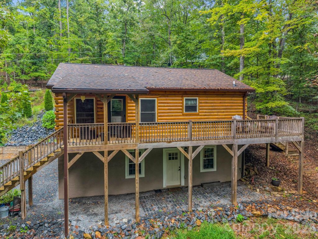 344 Wolf Trail, Lake Lure, NC 28746