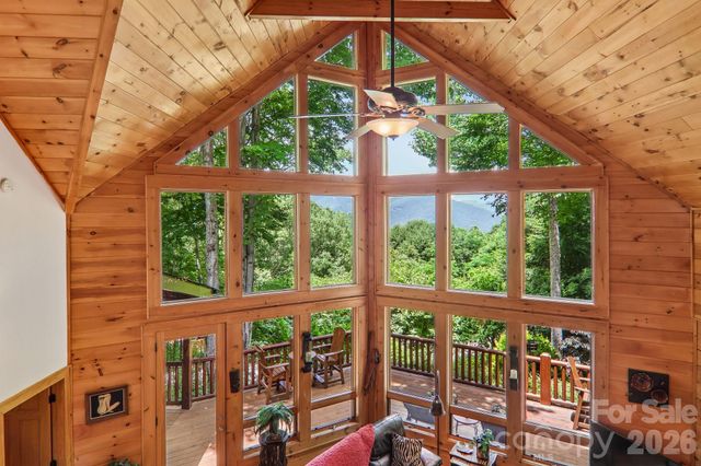 157 Kanusati Trail, Maggie Valley, NC 28751