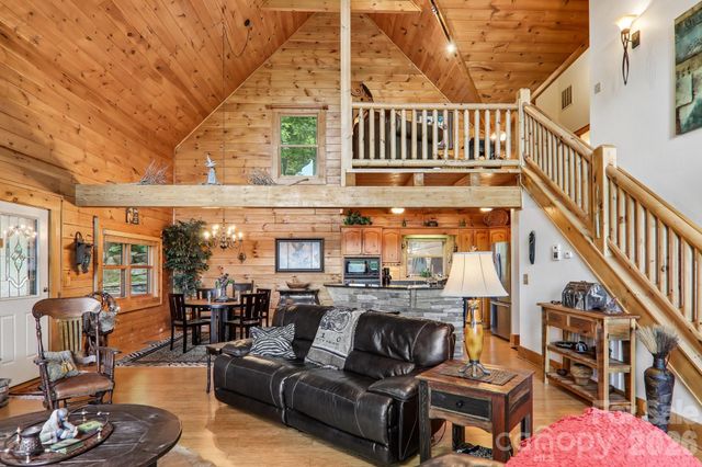 157 Kanusati Trail, Maggie Valley, NC 28751