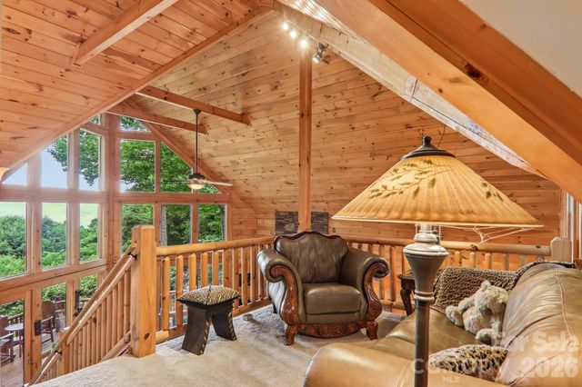 157 Kanusati Trail, Maggie Valley, NC 28751