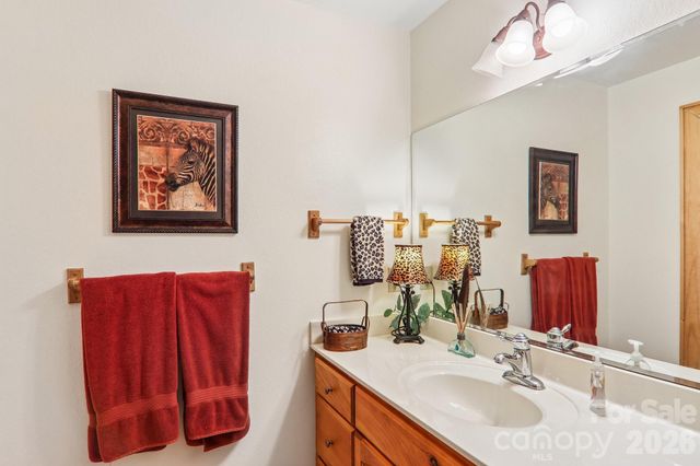 157 Kanusati Trail, Maggie Valley, NC 28751