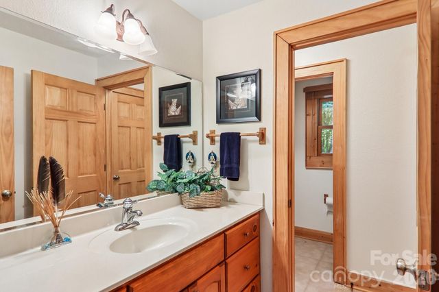 157 Kanusati Trail, Maggie Valley, NC 28751