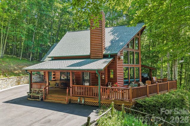 157 Kanusati Trail, Maggie Valley, NC 28751