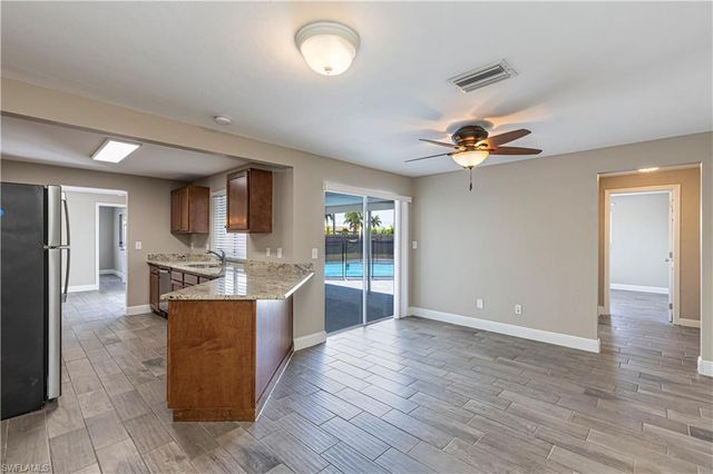 928 35th ST, Cape Coral, FL 33904