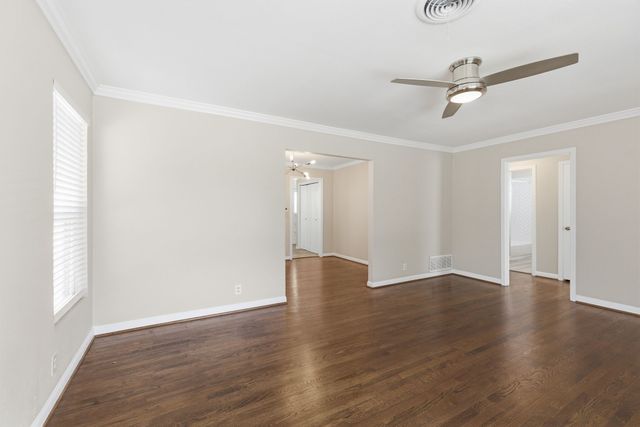 4108 Locke Avenue, Fort Worth, TX 76107