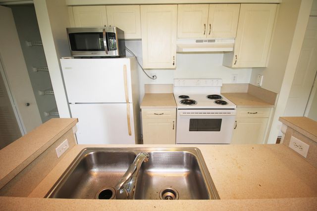 4823 Via Palm Lakes 1315, West Palm Beach, FL 33417