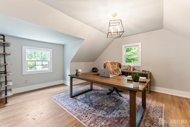 4 Garvey Drive, Monroe, NJ 08831