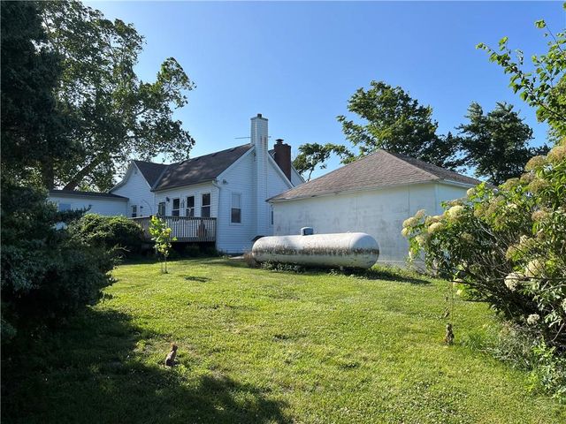 17217 FF HWY Highway, Higginsville, MO 64037