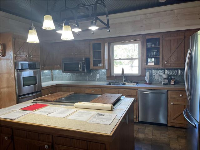 17217 FF HWY Highway, Higginsville, MO 64037