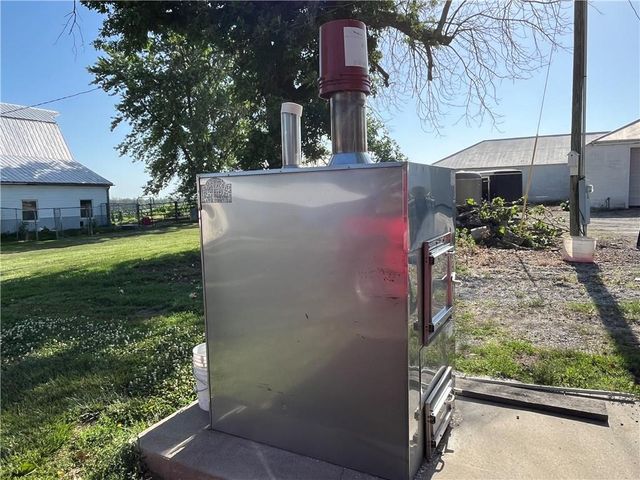 17217 FF HWY Highway, Higginsville, MO 64037