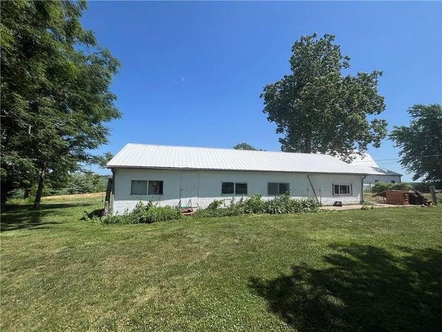 17217 FF HWY Highway, Higginsville, MO 64037