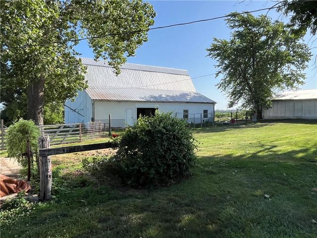 17217 FF HWY Highway, Higginsville, MO 64037