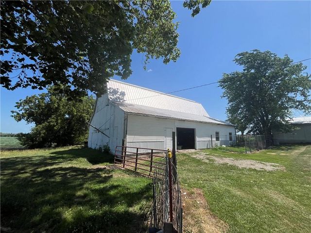 17217 FF HWY Highway, Higginsville, MO 64037