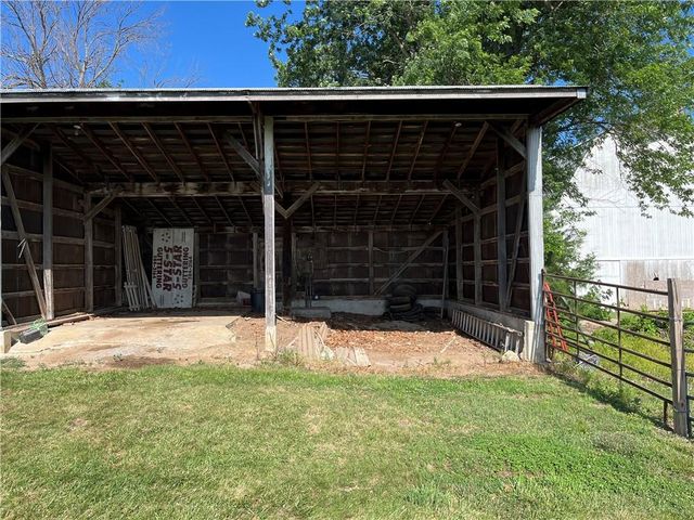 17217 FF HWY Highway, Higginsville, MO 64037