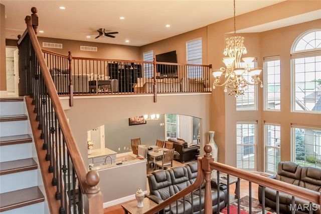 979 Bentley Park Circle, O'fallon, MO 63368