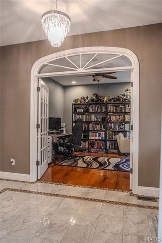 979 Bentley Park Circle, O'fallon, MO 63368