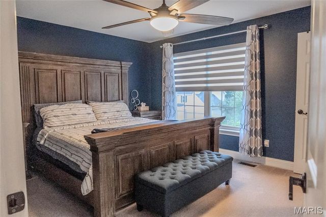 979 Bentley Park Circle, O'fallon, MO 63368