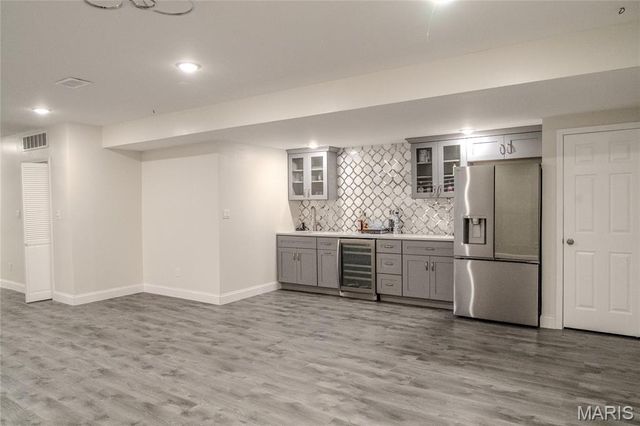 979 Bentley Park Circle, O'fallon, MO 63368
