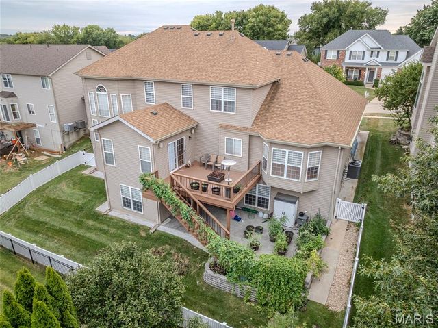 979 Bentley Park Circle, O'fallon, MO 63368