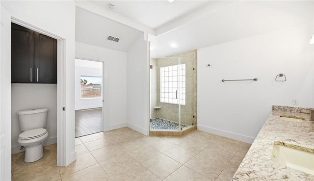 13521 Port Royal Ct, Corpus Christi, TX 78418