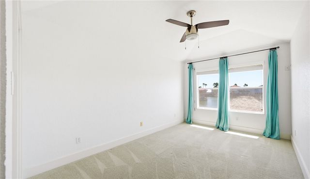 13521 Port Royal Ct, Corpus Christi, TX 78418