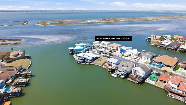 13521 Port Royal Ct, Corpus Christi, TX 78418