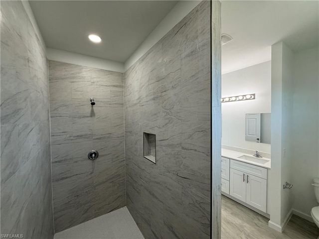 1115 Cove ST E, Lehigh Acres, FL 33974