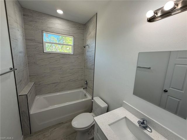 1115 Cove ST E, Lehigh Acres, FL 33974