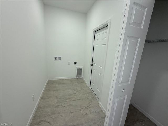 1115 Cove ST E, Lehigh Acres, FL 33974