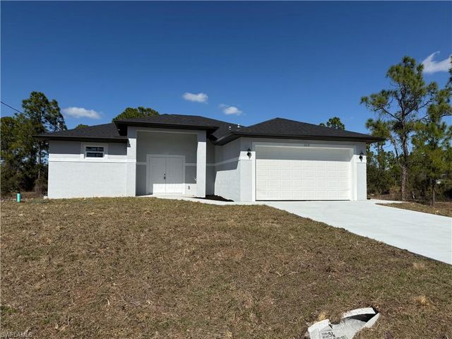 1115 Cove ST E, Lehigh Acres, FL 33974