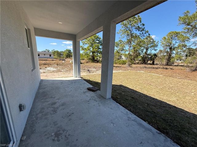 1115 Cove ST E, Lehigh Acres, FL 33974