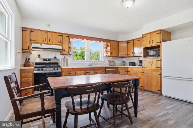 542 OLD YORK RD, New Cumberland, PA 17070