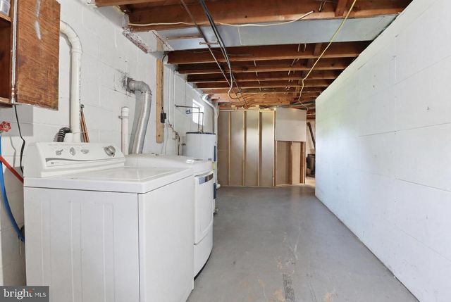 542 OLD YORK RD, New Cumberland, PA 17070