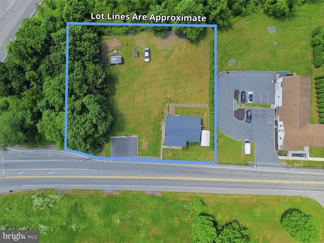 542 OLD YORK RD, New Cumberland, PA 17070