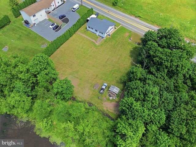 542 OLD YORK RD, New Cumberland, PA 17070