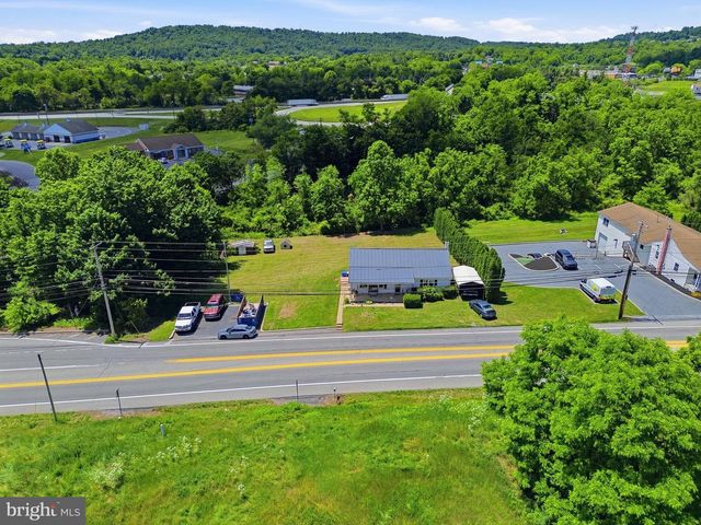 542 OLD YORK RD, New Cumberland, PA 17070