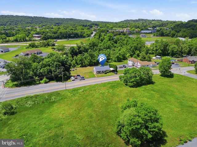 542 OLD YORK RD, New Cumberland, PA 17070