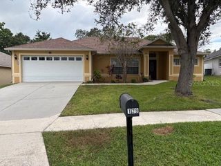 129 COMPASS ROSE DRIVE, Groveland, FL 34736