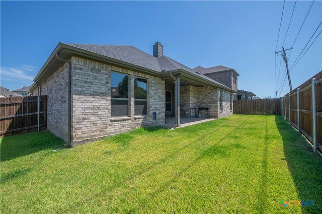 101 Cedar Creek Court, Woodway, TX 76712